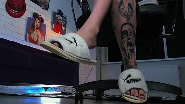 AliceLids' Webcam Show