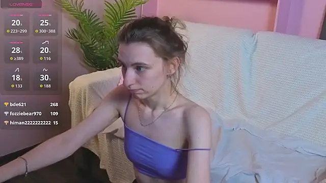 kaleriyaa_'s Live XXX Chat
