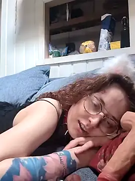 marijacucu – webcam-show