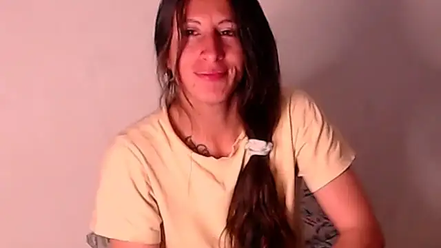 צ'אט XXX בשידור חי של NathaSlaDir