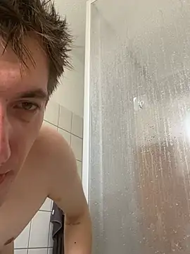 420Boy18cmn Webbikameraesitys