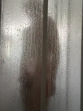 420Boy18cm: διαδικτυακό σόου στην κάμερα