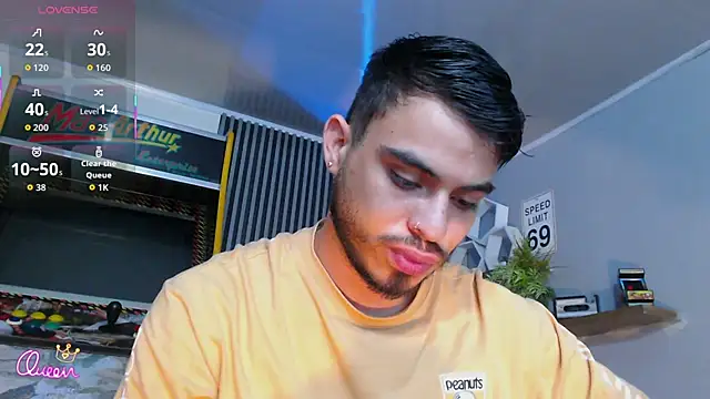 Bastian_MCcormick's Webcam Show