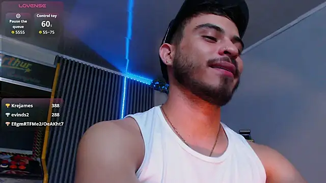 عرض كام Bastian_MCcormick