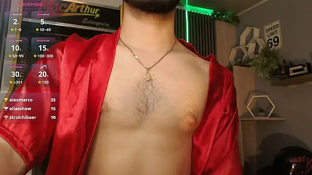 عرض كام Bastian_MCcormick