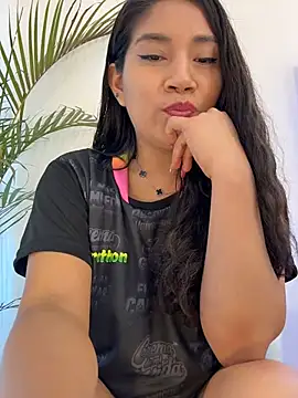 Chat XXX en directo de Catalina16_