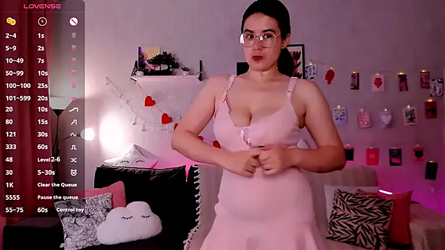BellaCaress Chat XXX in diretta