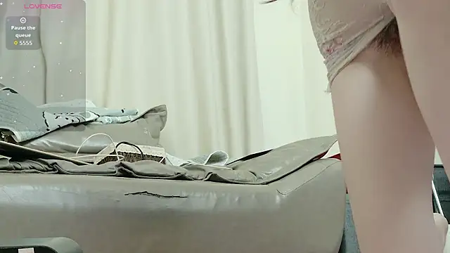 fox-yiyi Pertunjukan Webcam