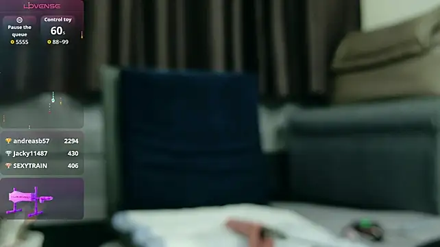 fox-yiyi's Live Chat Room
