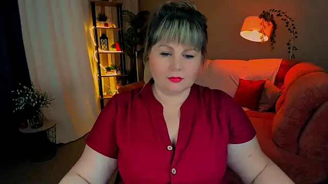 CrystaalStaar live XXX chat