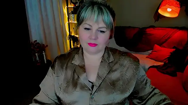 CrystaalStaar Chat XXX in diretta