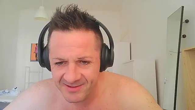 SwimAround2025 Webcam Show