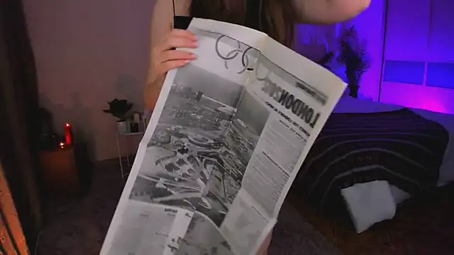 AlluringLookk's Webcam Show