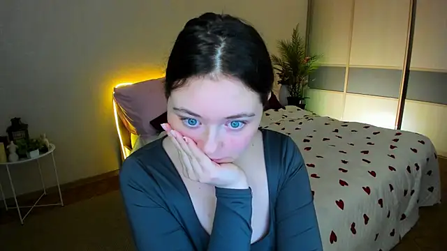 AlluringLookkn Webbikameraesitys