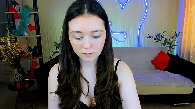 AlluringLookk webcam show