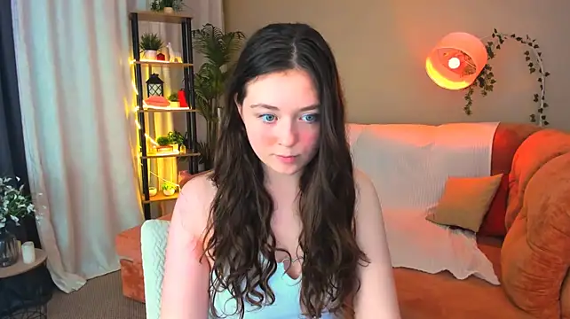 AlluringLookk – webcam-show