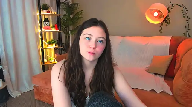 AlluringLookk Webcamshow