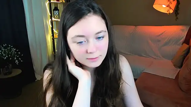 AlluringLookk Live XXX Chat