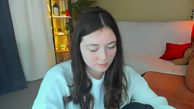 AlluringLookk's Webcam Show