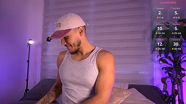 MarkSantozz's Webcam Show