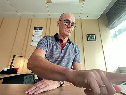 TKSnoopy7 Webcam-Show