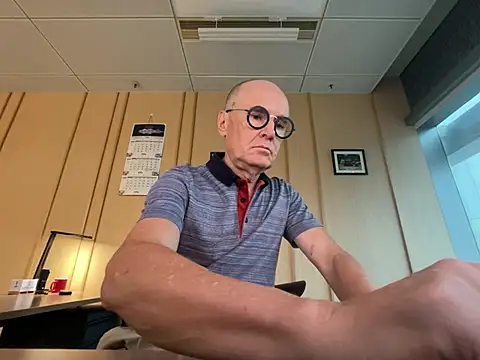 TKSnoopy7's Webcam Show