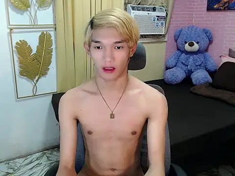 urasian_john18 ওয়েবক্যাম শো