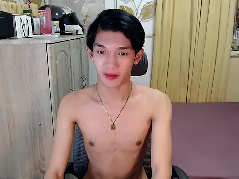 urasian_john18 Pertunjukan Webcam