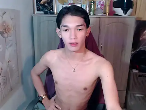 urasian_john18 Pertunjukan Webcam
