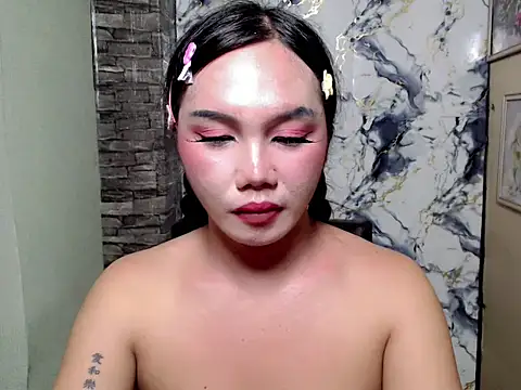 shiena_sexy's Webcam Show
