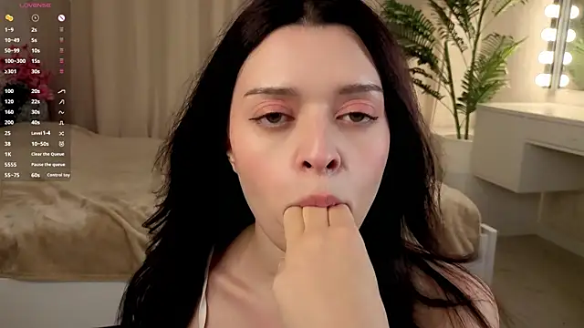 BlissHey's Live XXX Chat
