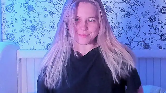 AngelAnty Show in webcam