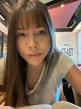 Fire-18's Live XXX Chat