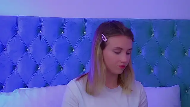 StacyEvances Chat XXX live