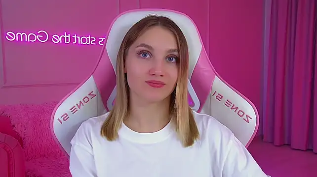 StacyEvances' Live XXX Chat