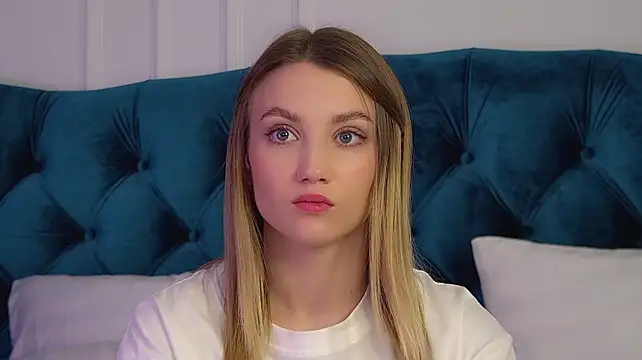 Chat +18 de StacyEvances ao vivo