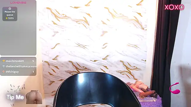 NicoleAsianHot1111 在線直播表演