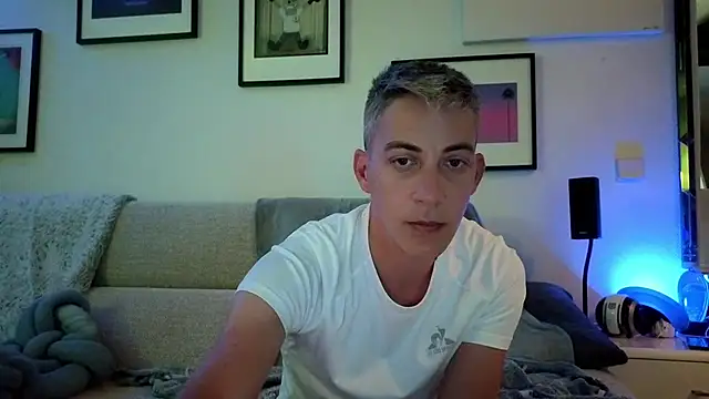 1Hugo1 webkamerás műsora