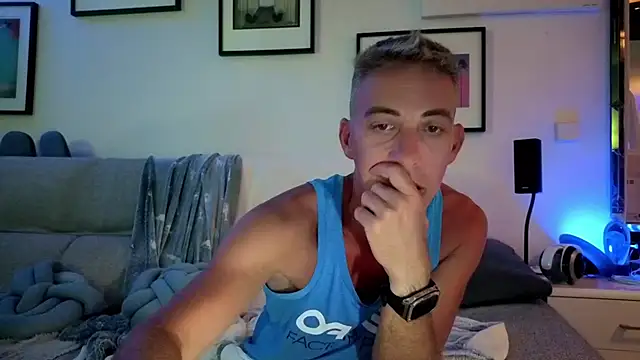 1Hugo1's Live XXX Chat