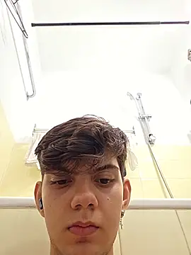 Cos_minn Webcam-Show