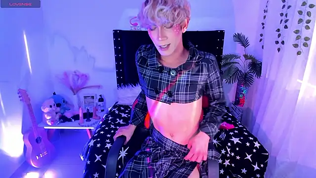 Cooperrosscute233 Show in webcam