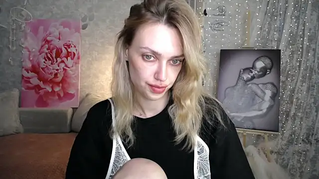 NickyAdamidi's Live XXX Chat