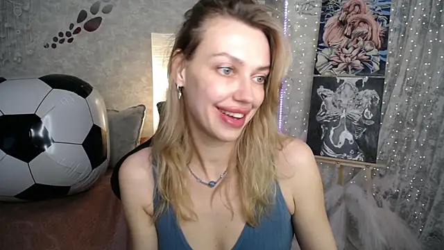 NickyAdamidi Chat XXX in diretta