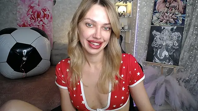 צ'אט XXX בשידור חי של NickyAdamidi