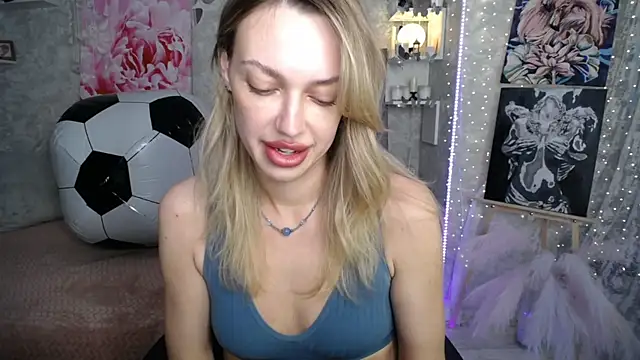 NickyAdamidi's Live XXX Chat