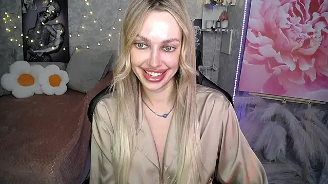 Chatroom XXX en direct de NickyAdamidi