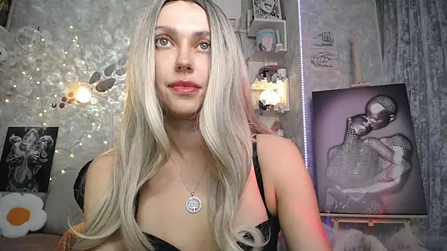NickyAdamidi's Live XXX Chat