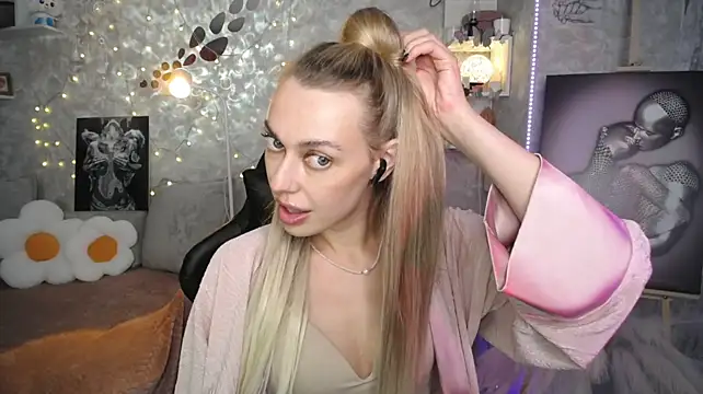 Živý XXX chat NickyAdamidi