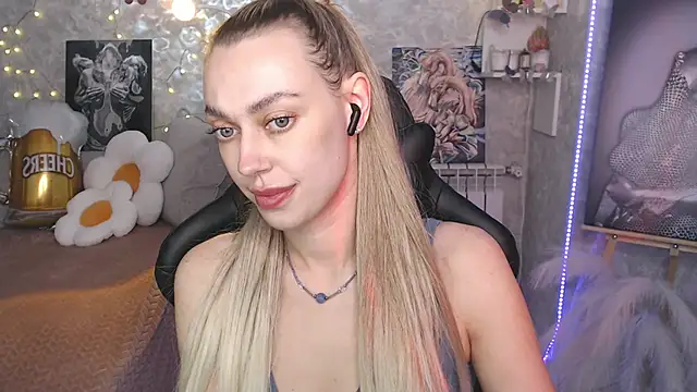 NickyAdamidi: вебкам-шоу