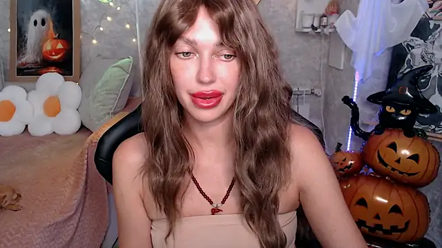 NickyAdamidi Show in webcam